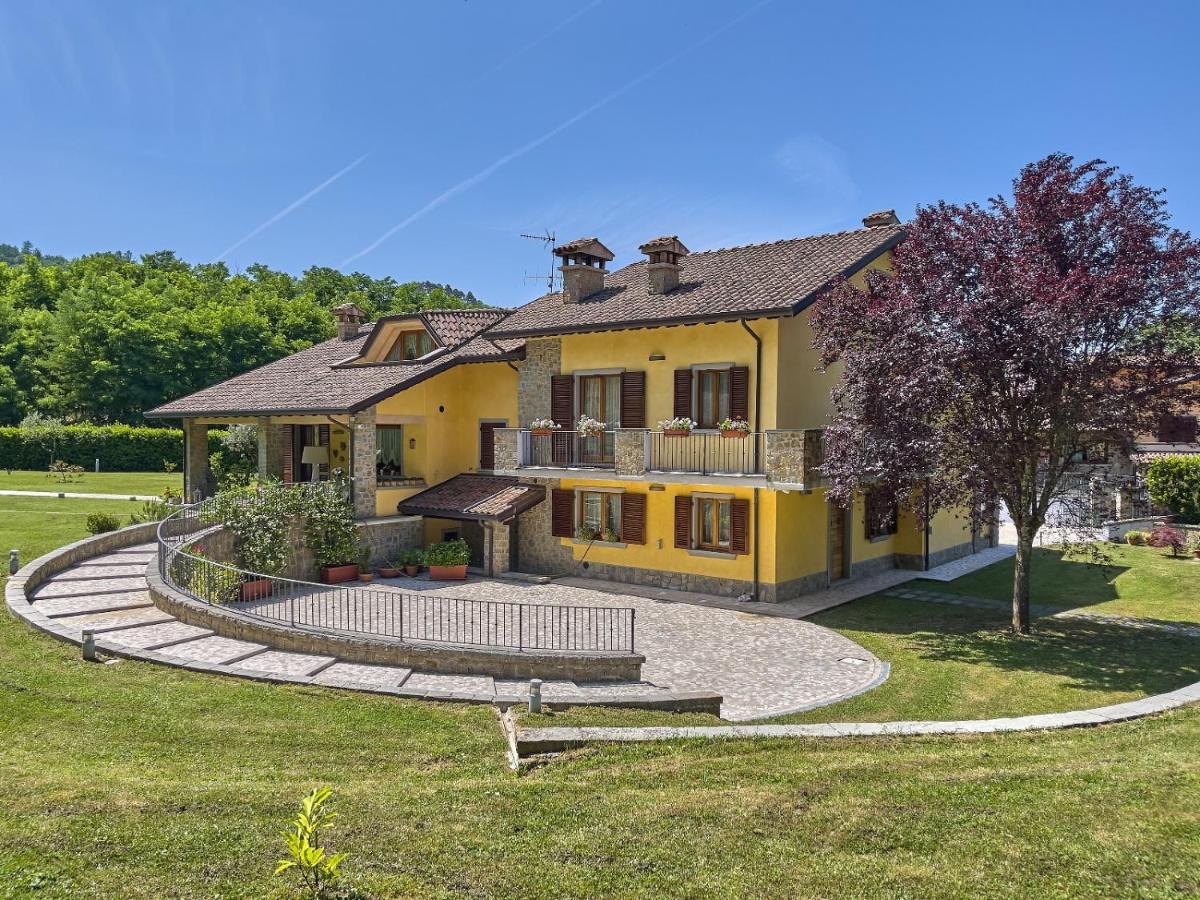 Villa Giulia Gragnola Exterior photo
